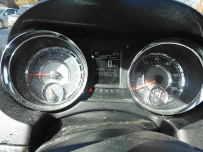 2014 Chrysler Town & Country, $5995. Photo 11