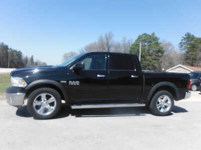 2013 RAM 1500 Crew Cab, $9900. Photo 4
