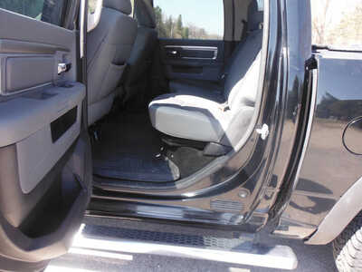 2013 RAM 1500 Crew Cab, $9900. Photo 6