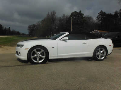 2015 Chevrolet Camaro, $9500. Photo 4