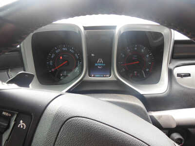 2015 Chevrolet Camaro, $9500. Photo 8