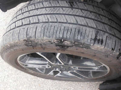 2014 Ford Edge, $9500. Photo 6