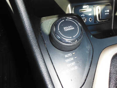 2015 Jeep Cherokee, $7995. Photo 12