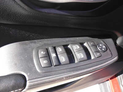 2015 Jeep Cherokee, $7995. Photo 8