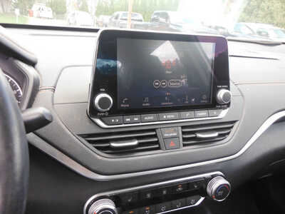 2019 Nissan Altima, $16000. Photo 12