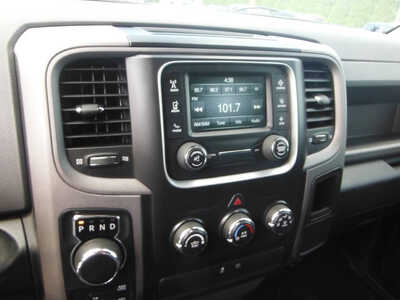 2014 RAM 1500, $138000. Photo 11