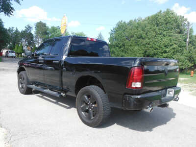 2014 RAM 1500, $138000. Photo 5
