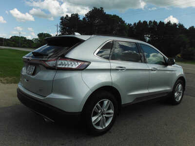 2018 Ford Edge, $9999. Photo 4