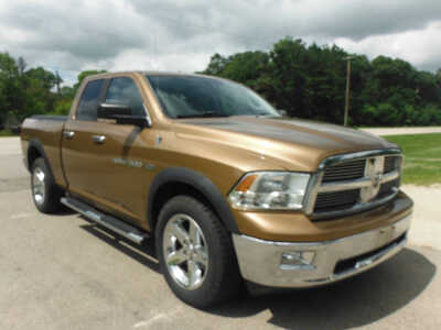 2012 RAM 1500 Crew Cab, $6900. Photo 3