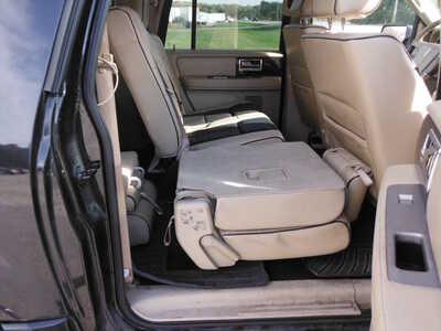 2010 Lincoln Navigator L, $2800. Photo 11