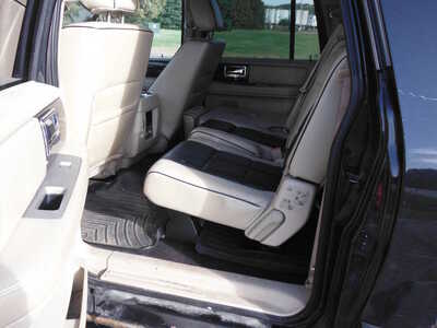 2010 Lincoln Navigator L, $2800. Photo 7