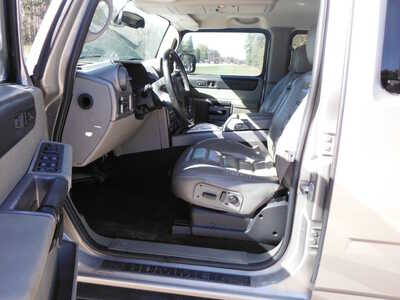 2004 Hummer H2, $3995. Photo 7