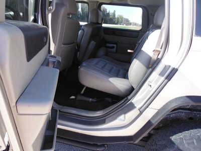 2004 Hummer H2, $3995. Photo 8