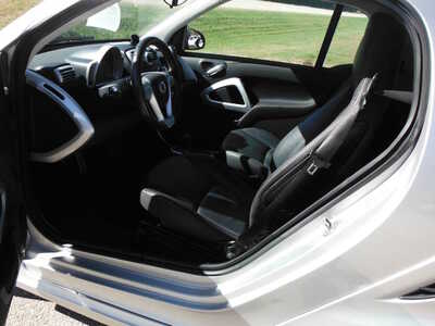 2009 Smart ForTwo, $3995. Photo 6