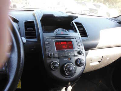 2011 Kia Soul, $2395. Photo 11