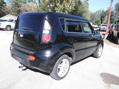 2011 Kia Soul, $2395. Photo 5