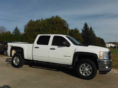 2012 Chevrolet 2500 Crew Cab, $9999. Photo 3
