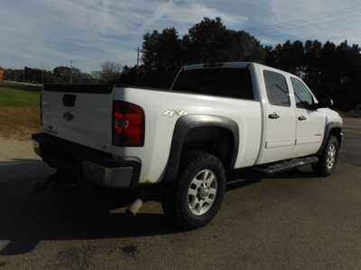 2012 Chevrolet 2500 Crew Cab, $9999. Photo 4