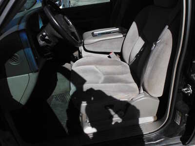 2005 Chevrolet Avalanche, $2995. Photo 8