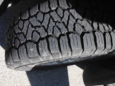 2008 Chevrolet Suburban, $2400. Photo 11