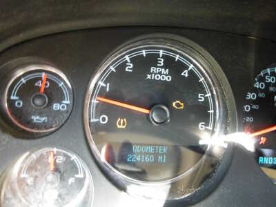 2008 Chevrolet Suburban, $2400. Photo 12