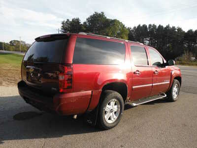 2010 Chevrolet Suburban, $2800. Photo 4