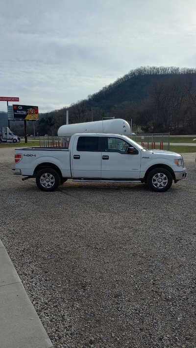 2014 Ford F150 Crew Cab, $8900. Photo 5
