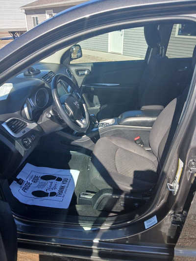 2014 Dodge Journey, $7000. Photo 9