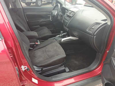 2013 Mitsubishi Outlander, $7500. Photo 11