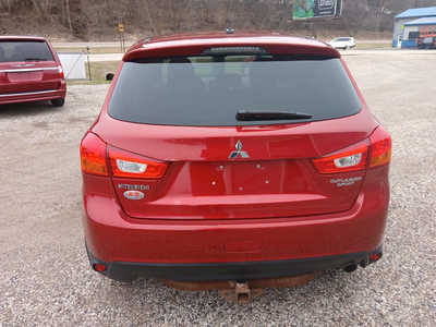 2013 Mitsubishi Outlander, $7500. Photo 4
