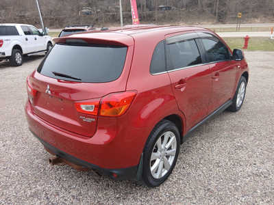 2013 Mitsubishi Outlander, $7500. Photo 5