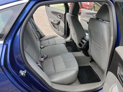 2014 Chevrolet Impala, $7990. Photo 11
