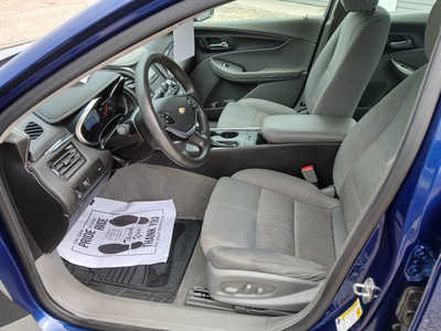 2014 Chevrolet Impala, $7990. Photo 9