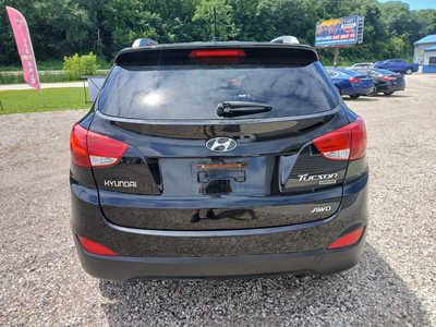 2010 Hyundai Tucson, $6900. Photo 4