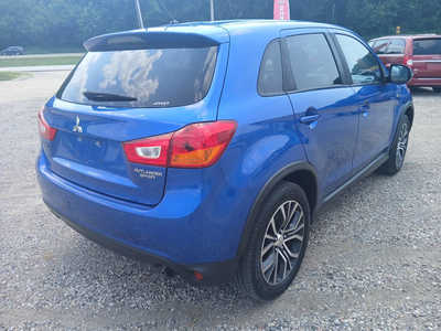 2016 Mitsubishi Outlander, $7500. Photo 5