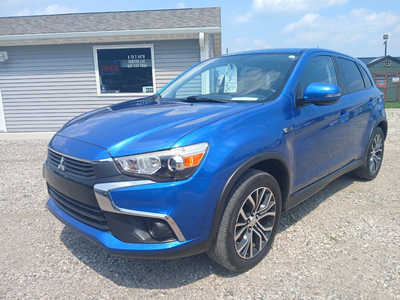 2016 Mitsubishi Outlander, $7500. Photo 1