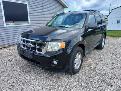 2010 Ford Escape, $1500. Photo 1