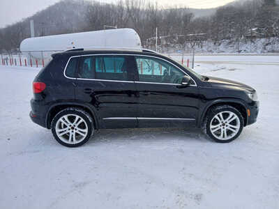 2012 Volkswagen Tiguan, $6900. Photo 6