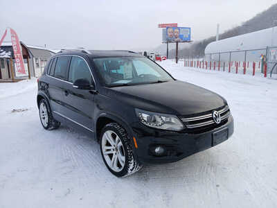 2012 Volkswagen Tiguan, $6900. Photo 7