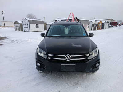 2012 Volkswagen Tiguan, $6900. Photo 8