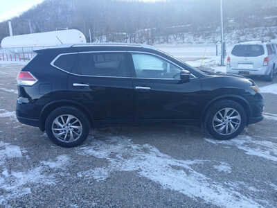 2014 Nissan Rogue, $8900. Photo 6