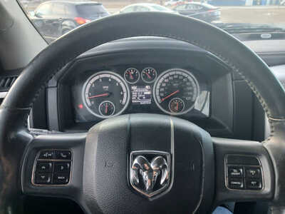 2012 RAM 1500 Crew Cab, $9500. Photo 12