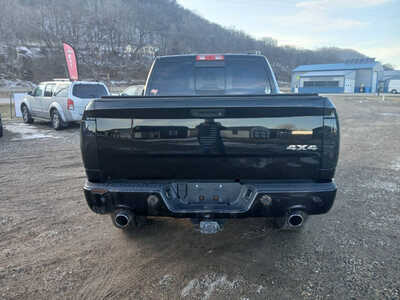 2012 RAM 1500 Crew Cab, $9500. Photo 4