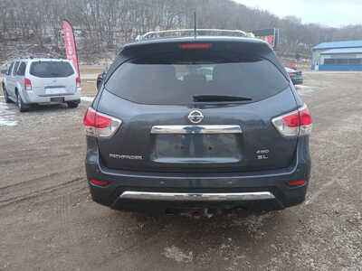 2014 Nissan Pathfinder, $6900. Photo 4
