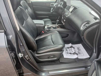 2014 Nissan Pathfinder, $6900. Photo 11
