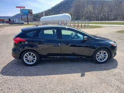 2016 Ford Focus, $6900. Photo 6