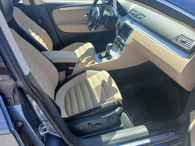 2016 Volkswagen CC, $7990. Photo 12