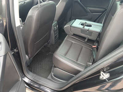 2016 Volkswagen Tiguan, $9500. Photo 11