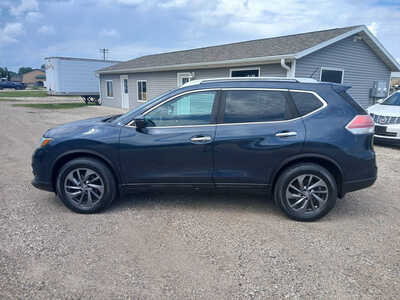 2016 Nissan Rogue, $9500. Photo 2