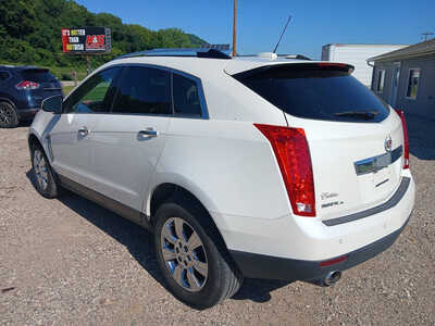 2016 Cadillac SRX, $8000. Photo 3